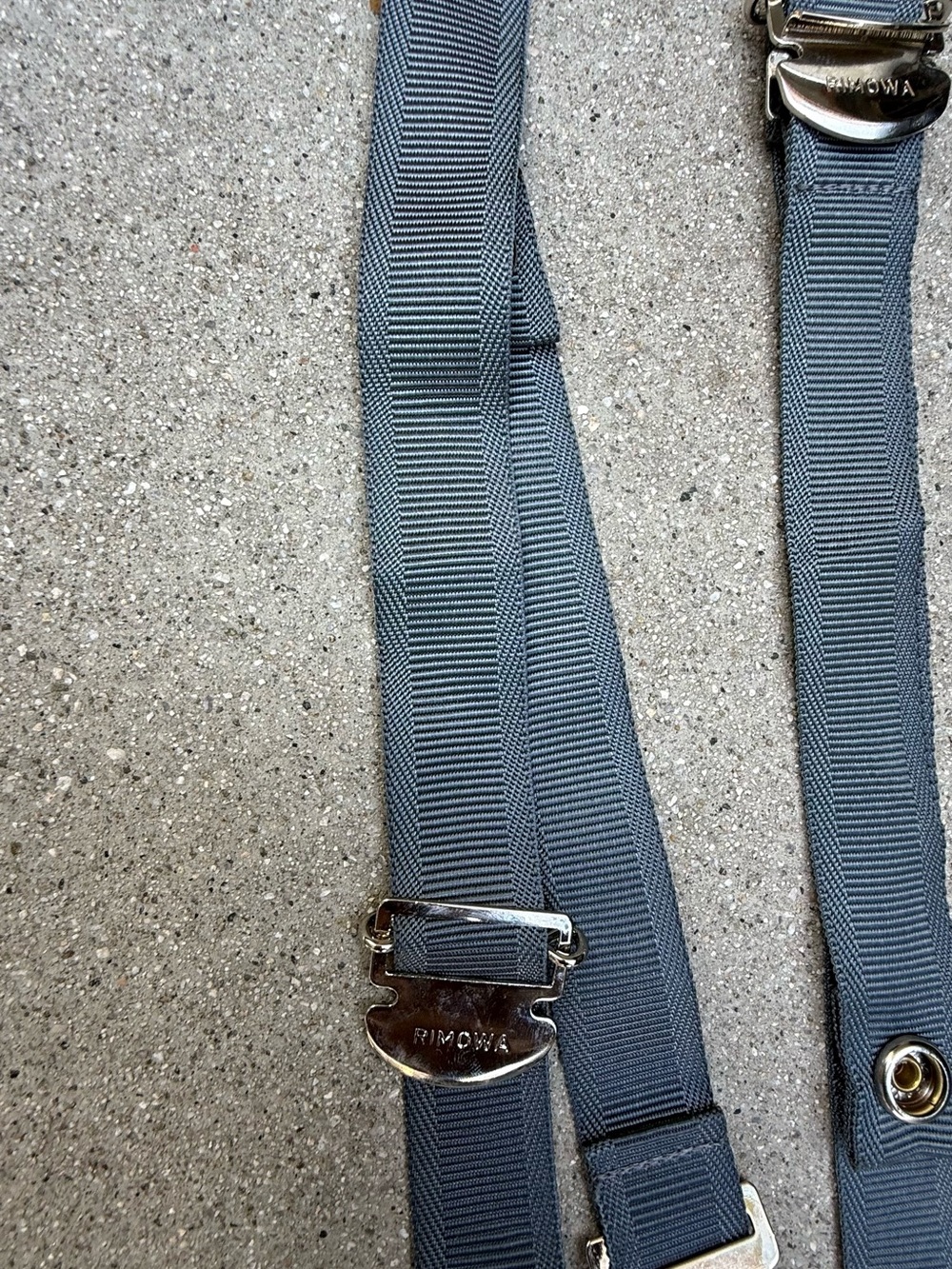 RIMOWA Black Ribbed Hard-Shell Carry-On - Picture 12 of 16